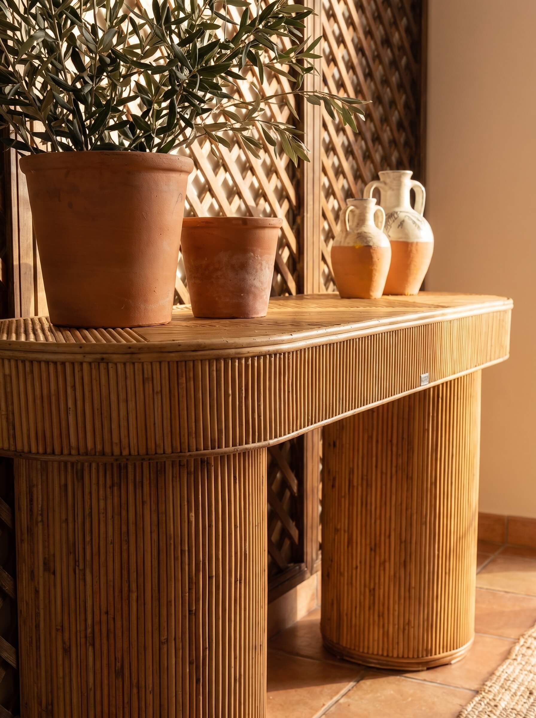 Sunda Kaca Rattan Console