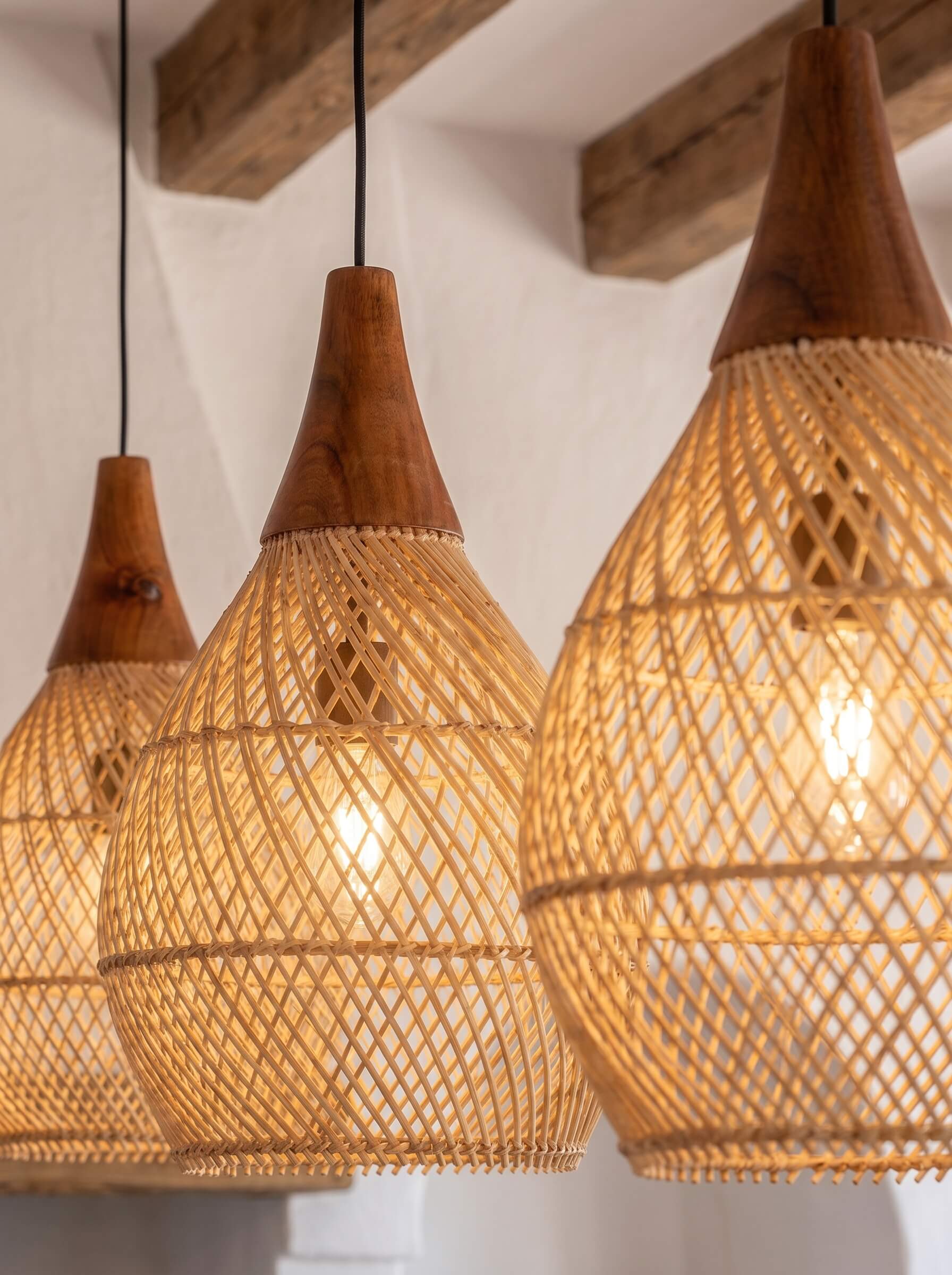 Damar Rattan/Wood Hanging Lamp