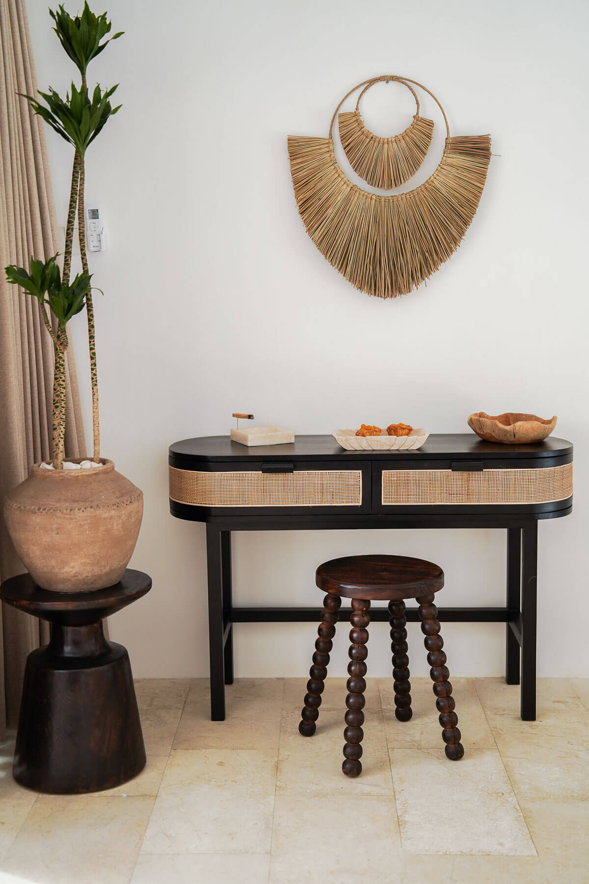 Anna Seagrass Wall Decoration