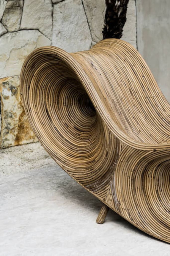 Brown rattan sun lounger - Tegal Robin ergonomic sunbed for poolside or garden, eco-friendly outdoor furniture