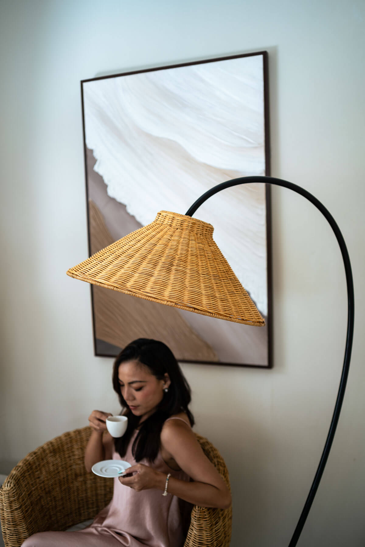 organic style rattan floor standingnlamp for modern interiors
