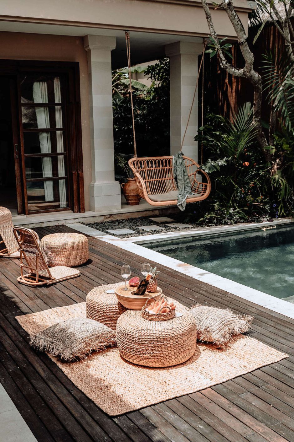 Koboo double handmade durable natural rattan hanging chair for indoor living rooms, covered terraces, patios, balconies, and outdoor gardens