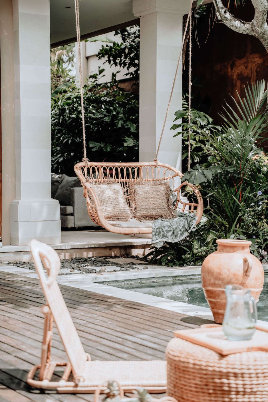 Koboo double handmade durable natural rattan hanging chair for indoor living rooms, covered terraces, patios, balconies, and outdoor gardens