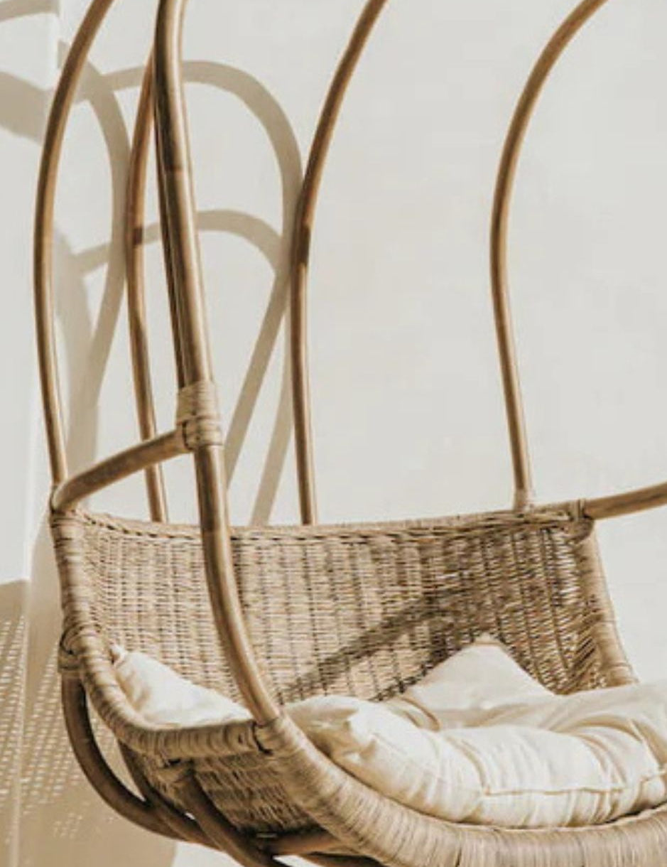 Koboo double handmade durable brown rattan hanging chair for indoor living rooms, covered terraces, patios, balconies, and outdoor gardens