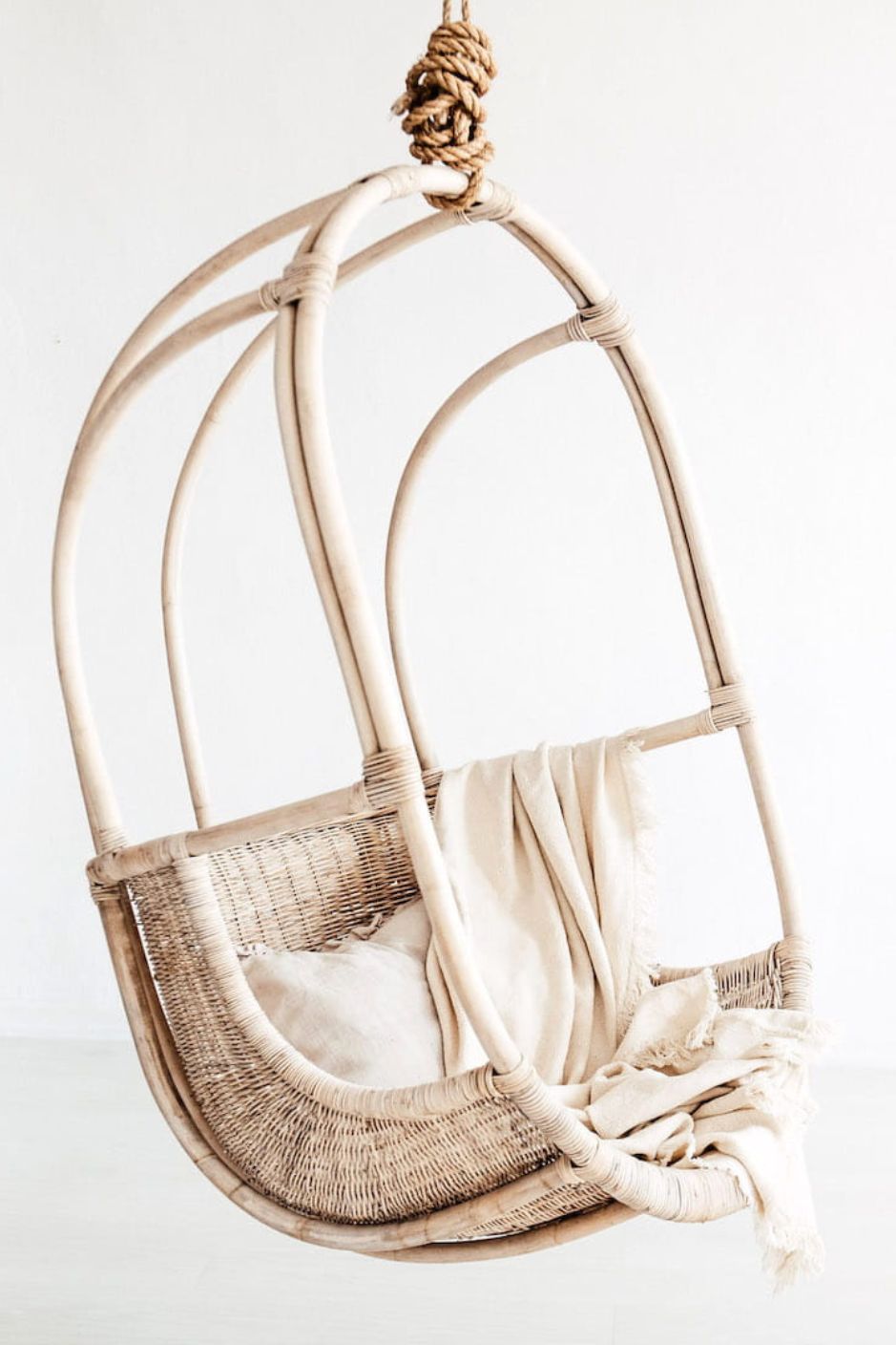 Koboo double handmade durable white rattan hanging chair for indoor living rooms, covered terraces, patios, balconies, and outdoor gardens