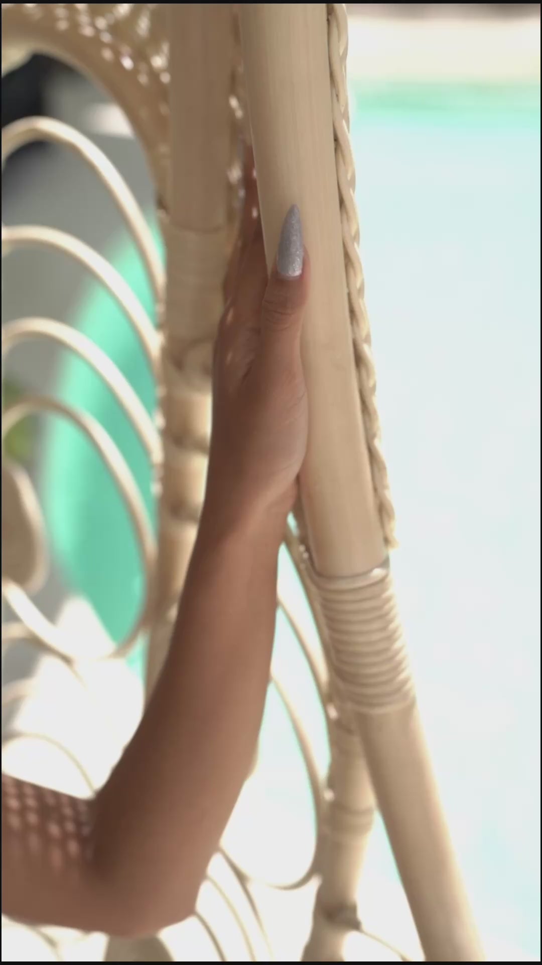 Finns Natural Hanging Swing Chair