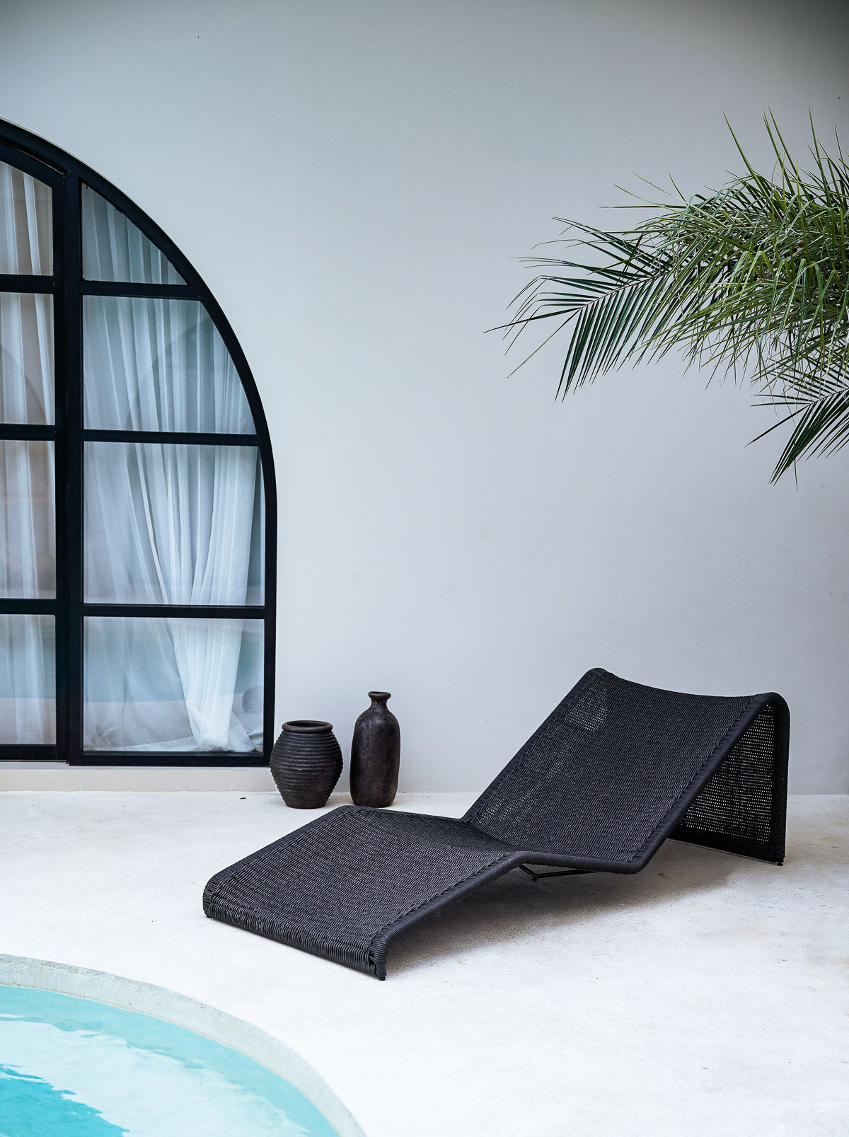 outdoor rope furniture sunbed with UV resistant weaving
