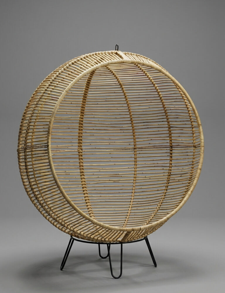 Wicker ROUND chair with metal legs 