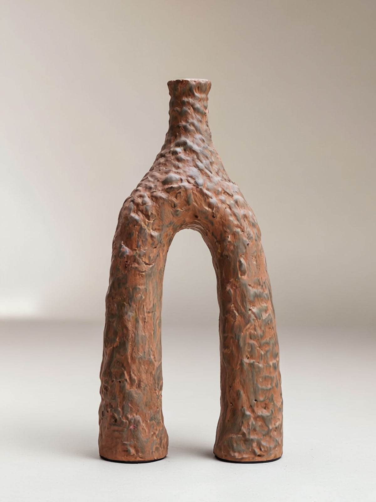 Textured ceramic vase 