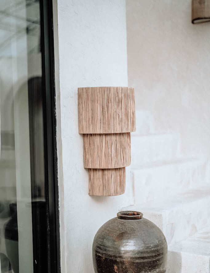 seagrass lamp with natural woven structure
